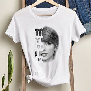Taylor Swift Face T-Shirt Cotton Unisex- Tsylor Swift Lover 2023
